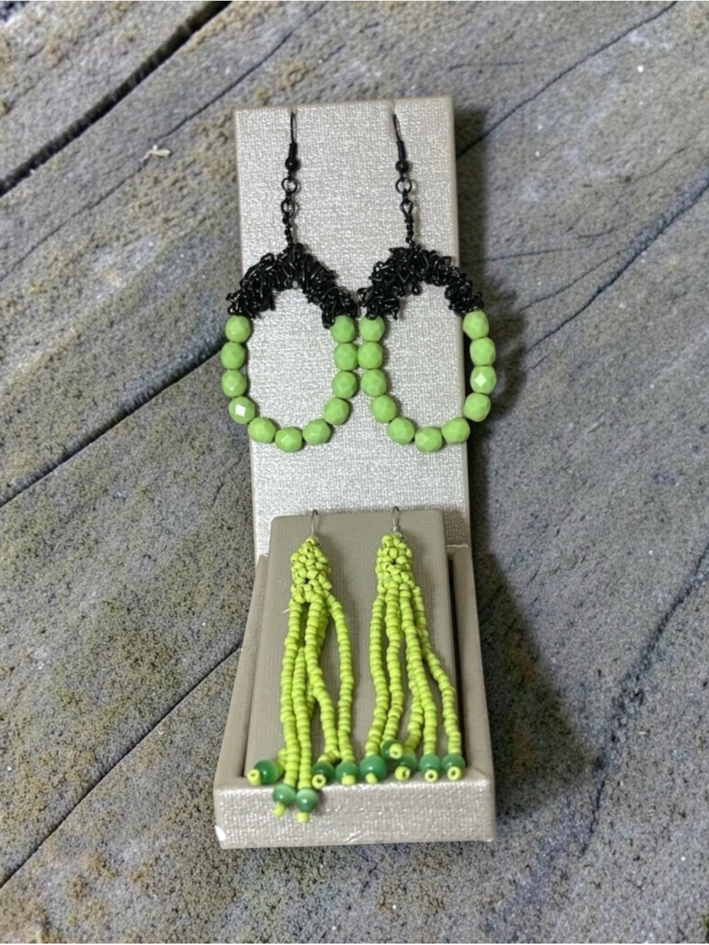 💚 Set/2 Green Beaded Earrings Wire Wrapped Fringe Handmade